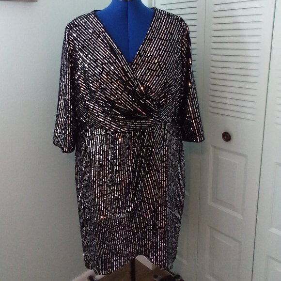NWT LANE BRYANT 22 BLACK SILVER SEQUINED FAUX WRAP DRESS 3/4 SLEEVES ZIPPER FUN - Picture 1 of 16